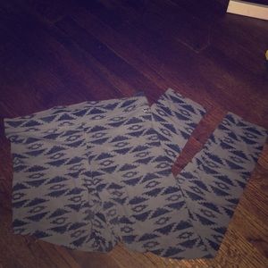 Victoria’s Secret Aztec design leggings